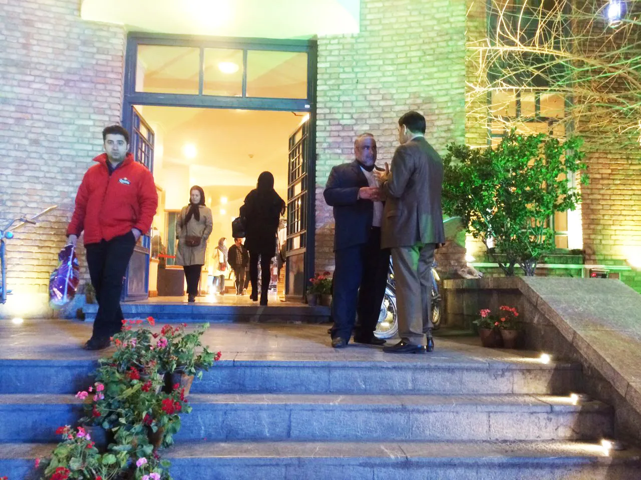 حضور در همایش 2000 هنرمند شهید