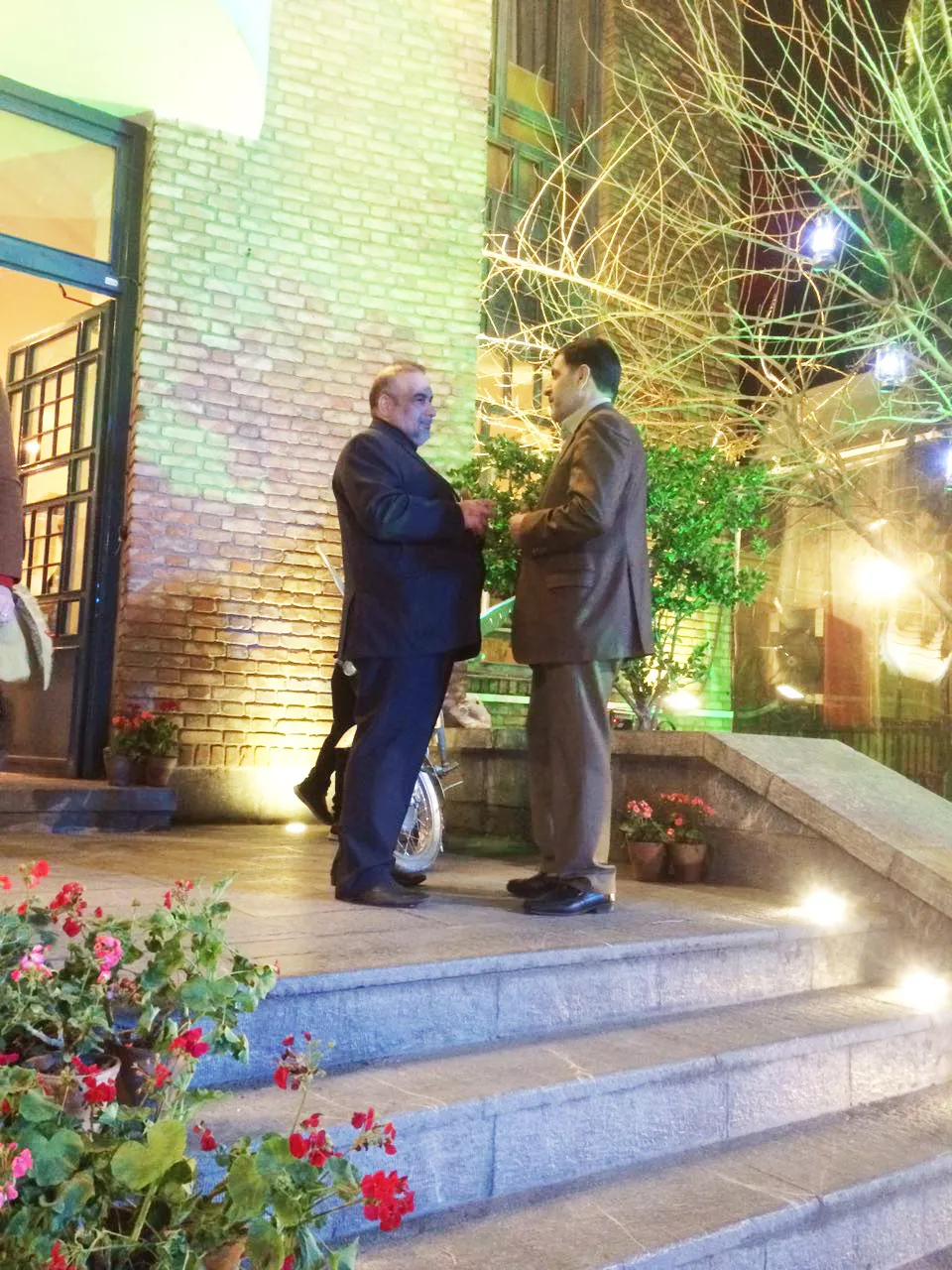 حضور در همایش 2000 هنرمند شهید