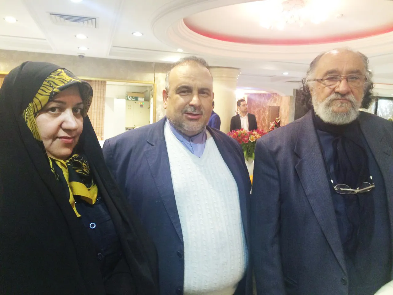 مراسم افطار با حضور جمعی از هنرمندان و خیرین