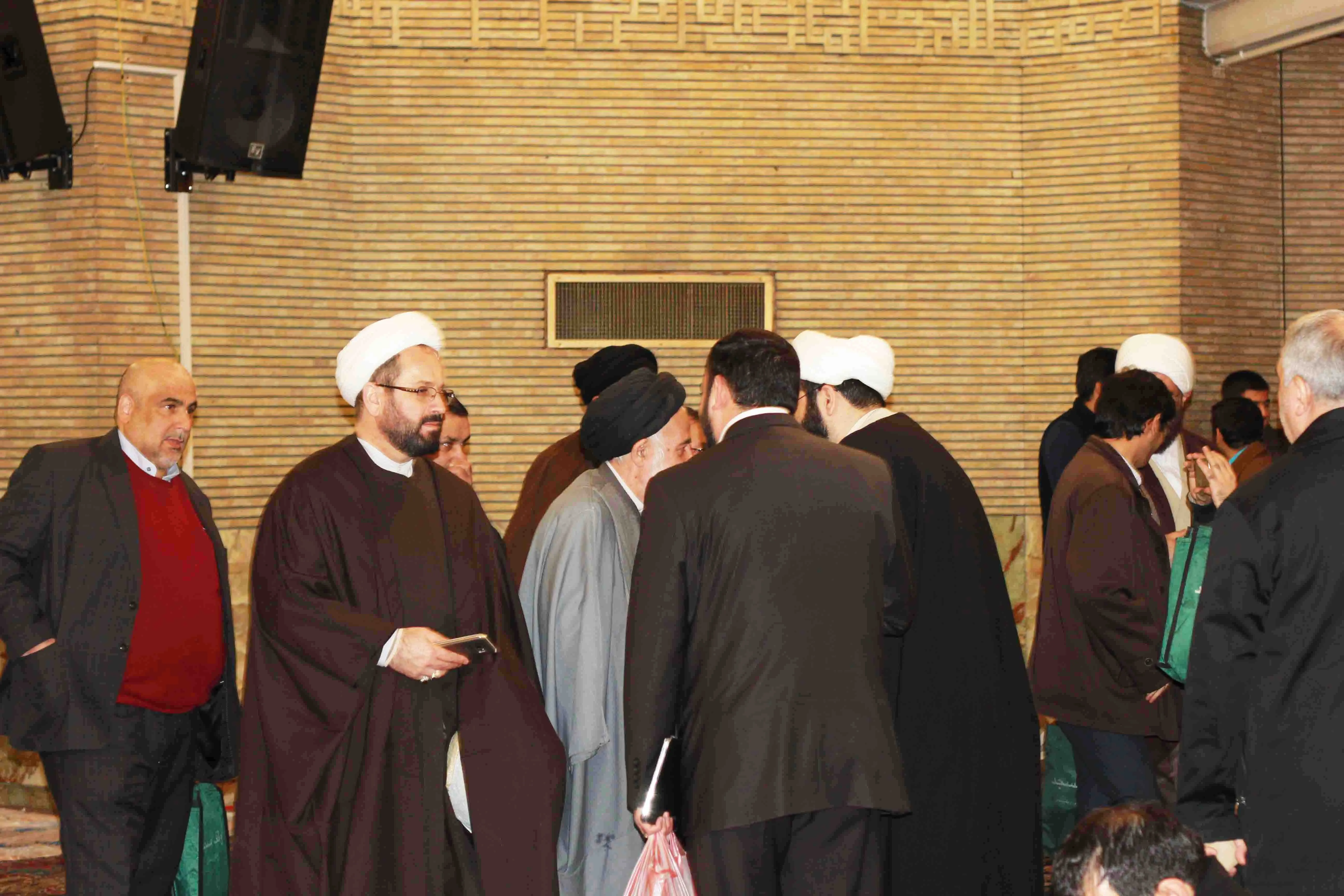 سلسله نشست‌های ستارگان محراب