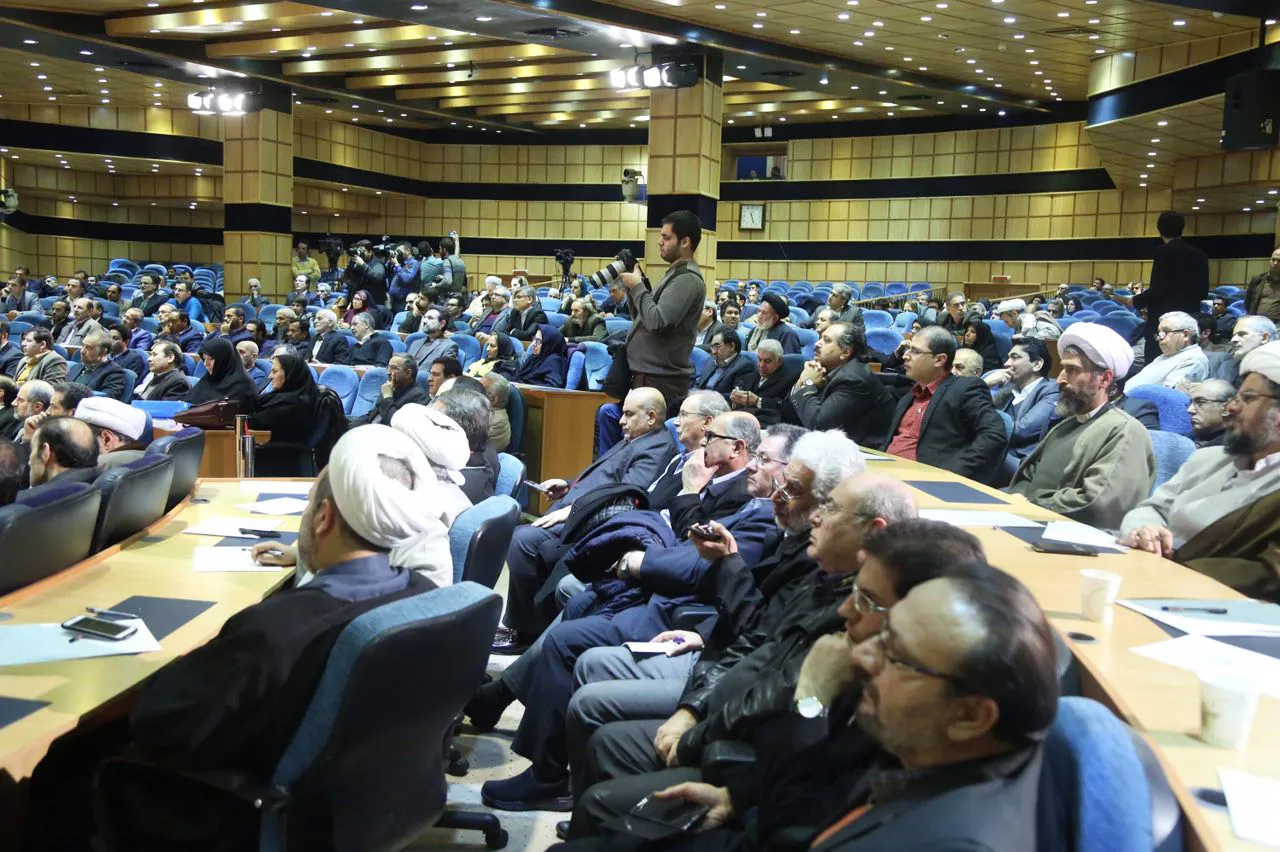 گردهمایی تشکل‌ها