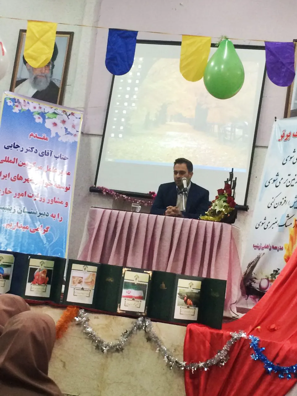 سخنرانی در جمع دانش‌آموزان مدرسه زینبیه تهران