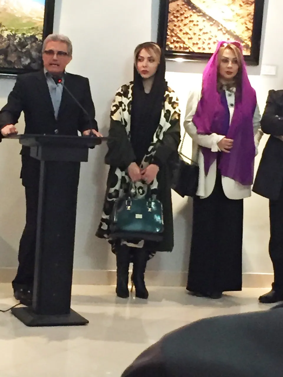 افتتاح نمایشگاه عکس در فرهنگسرای ملل