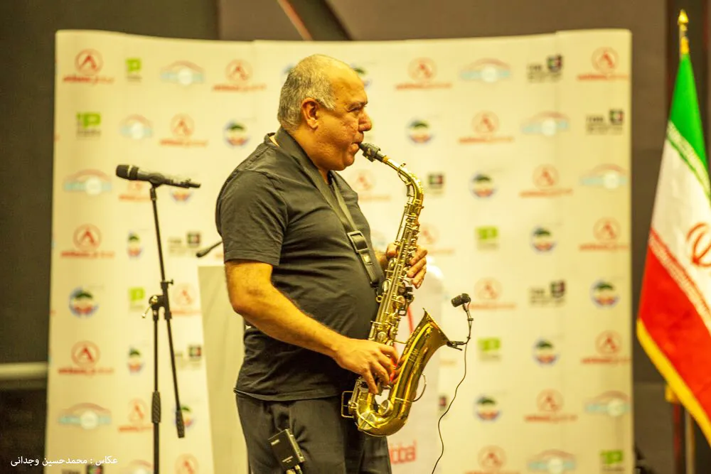 مراسم افتتاحیه فیلم «با من خوش می‌گذره»