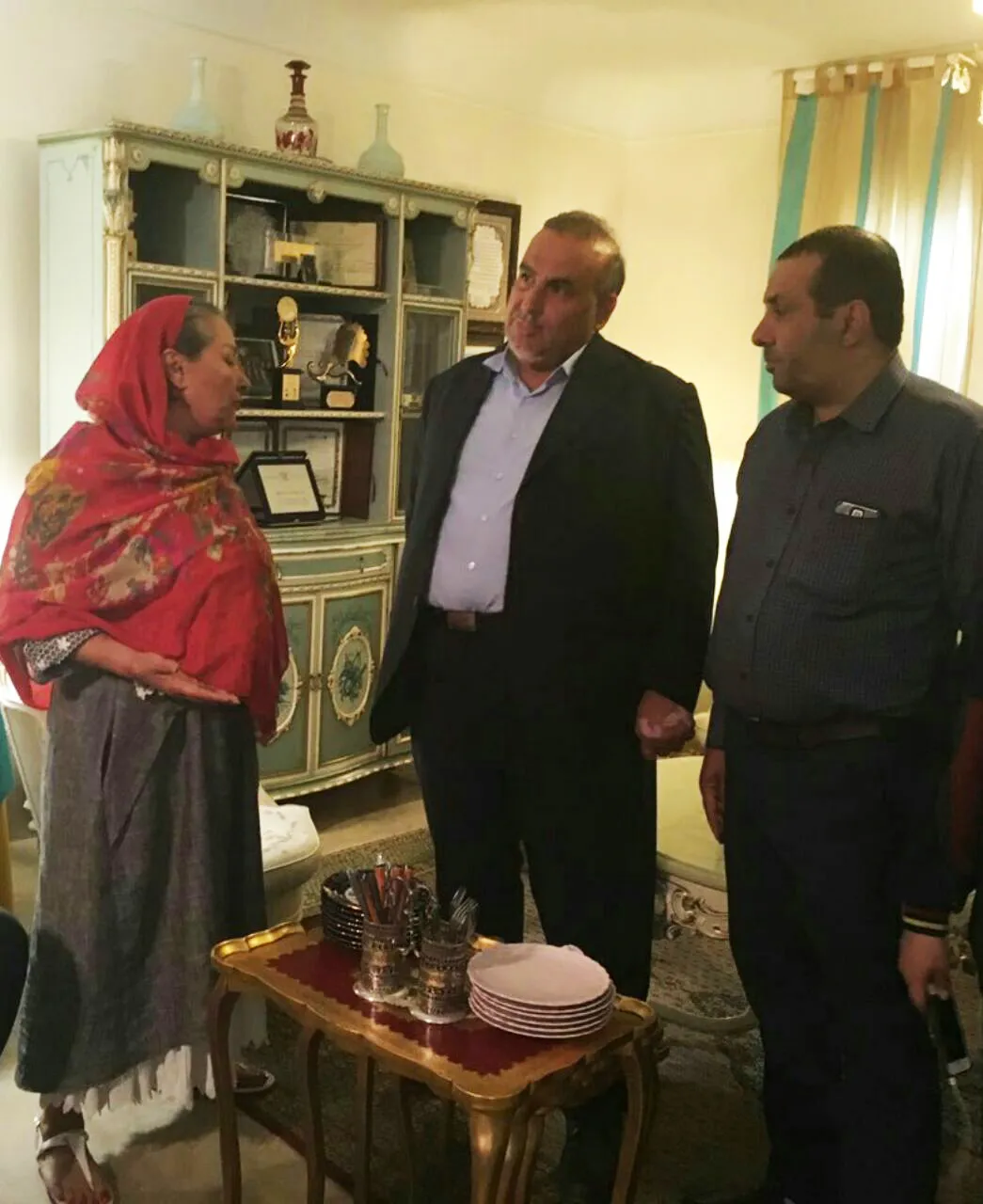 دیدار و گفتگو با مدیر و هنرمندان مؤسسه فرهنگی هنری لوتوس