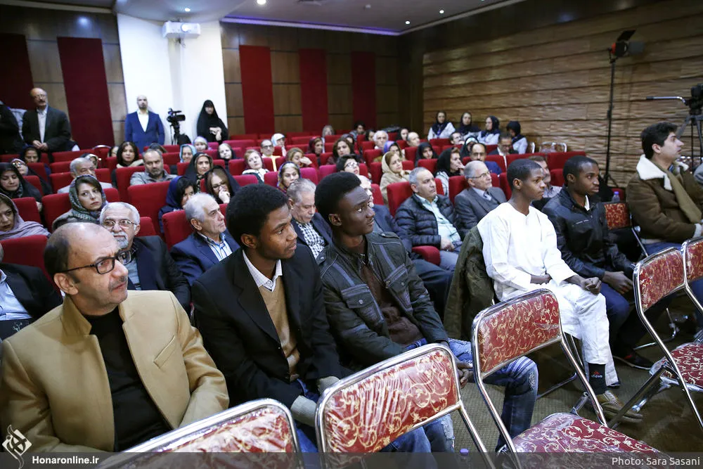 همایش دوستی و الفت بین مسلمانان و مسیحیان جهان