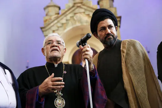 گردهمایی "تجلی دوستی و الفت بین مسلمانان و مسیحیان جهان" در کلیسای ارامنه