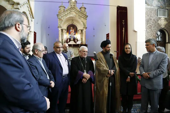 گردهمایی "تجلی دوستی و الفت بین مسلمانان و مسیحیان جهان" در کلیسای ارامنه