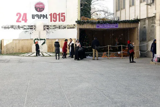 گردهمایی "تجلی دوستی و الفت بین مسلمانان و مسیحیان جهان" در کلیسای ارامنه