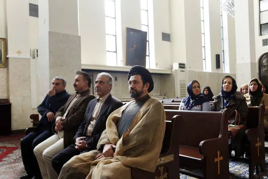 گردهمایی "تجلی دوستی و الفت بین مسلمانان و مسیحیان جهان" در کلیسای ارامنه