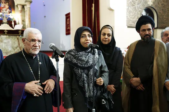 گردهمایی "تجلی دوستی و الفت بین مسلمانان و مسیحیان جهان" در کلیسای ارامنه