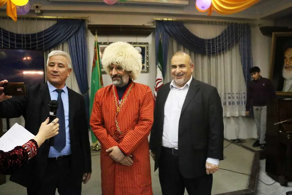 مراسم تودیع رایزن فرهنگی سفارت جمهوری اسلامی ایران در عشقآباد