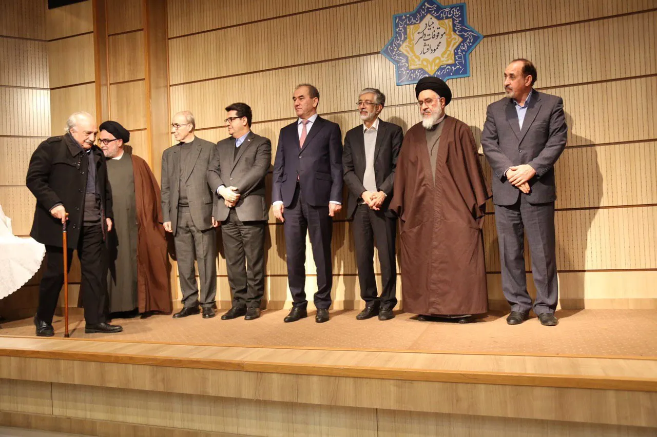 مراسم «شب زبان فارسی - تاجیکی» و رونمایی کتاب «زبان ملت، هستی ملت»