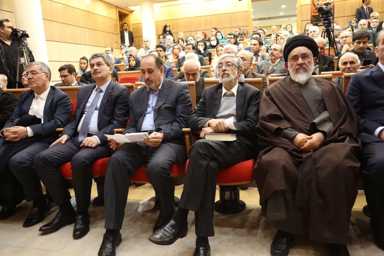 مراسم «شب زبان فارسی - تاجیکی» و رونمایی کتاب «زبان ملت، هستی ملت»