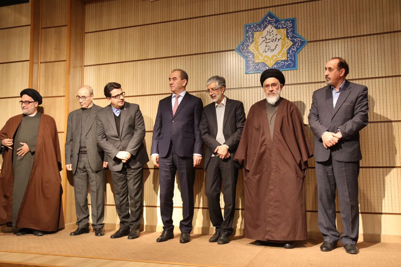 مراسم «شب زبان فارسی - تاجیکی» و رونمایی کتاب «زبان ملت، هستی ملت»