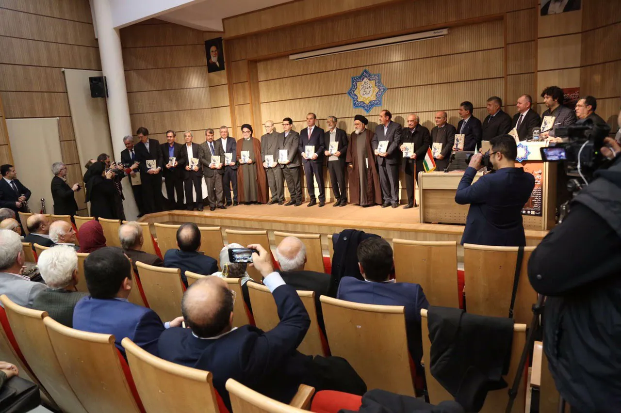 مراسم «شب زبان فارسی - تاجیکی» و رونمایی کتاب «زبان ملت، هستی ملت»