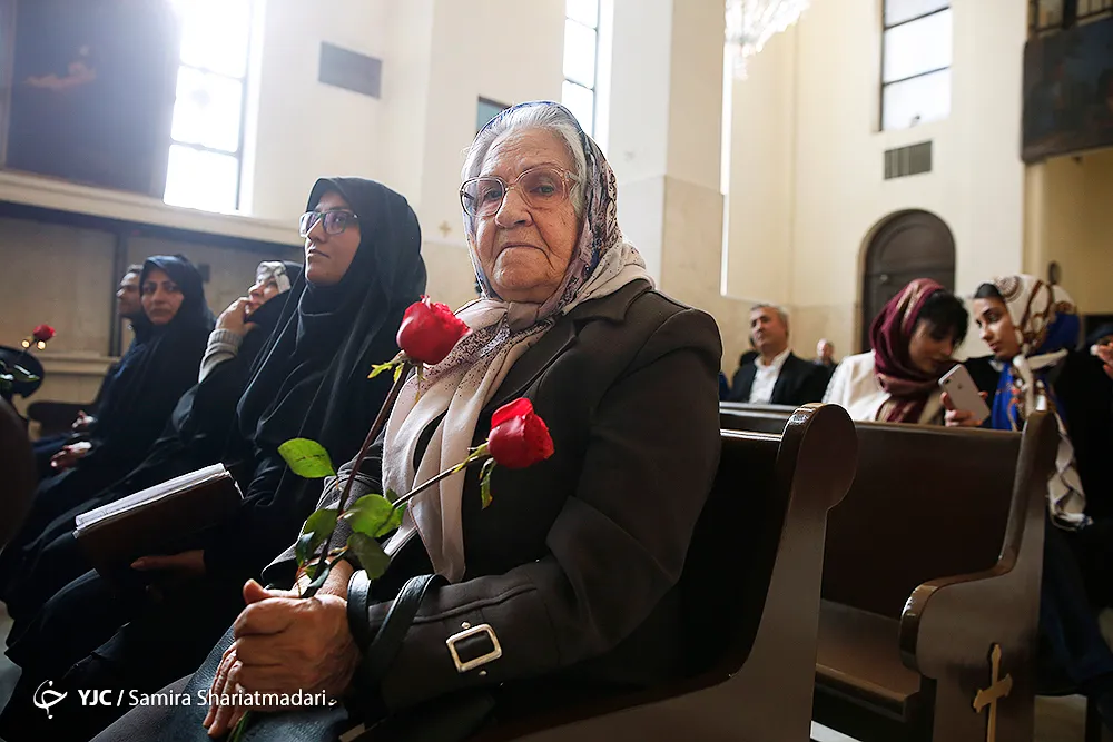 آیین بزرگداشت میلاد حضرت مسیح (ص) با عنوان «میقات ماه و صلیب»