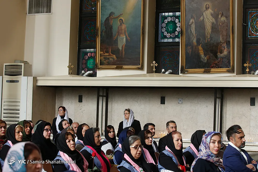 آیین بزرگداشت میلاد حضرت مسیح (ص) با عنوان «میقات ماه و صلیب»