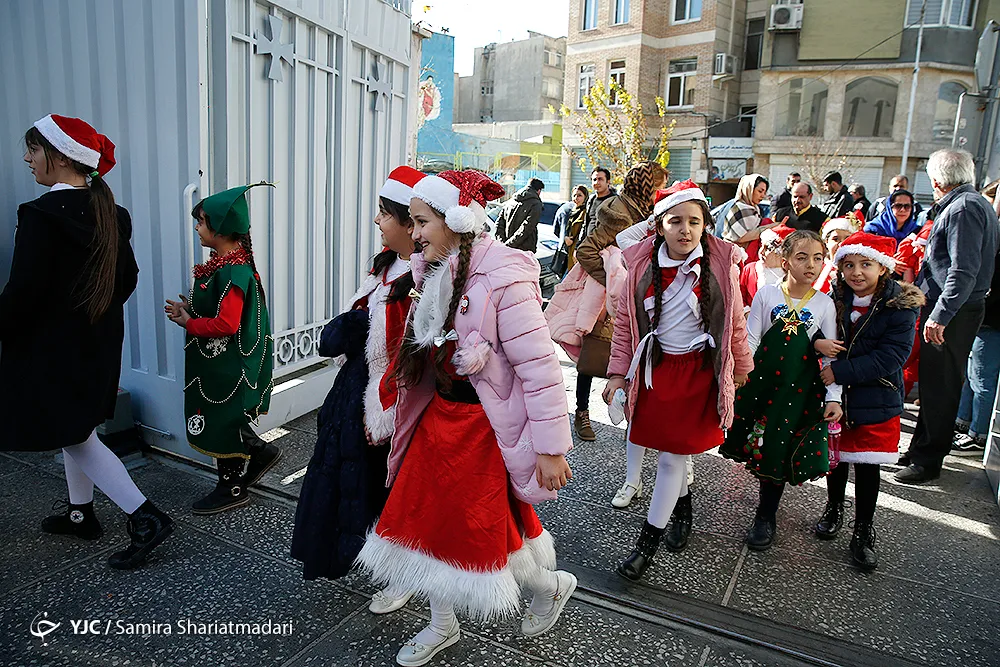 آیین بزرگداشت میلاد حضرت مسیح (ص) با عنوان «میقات ماه و صلیب»