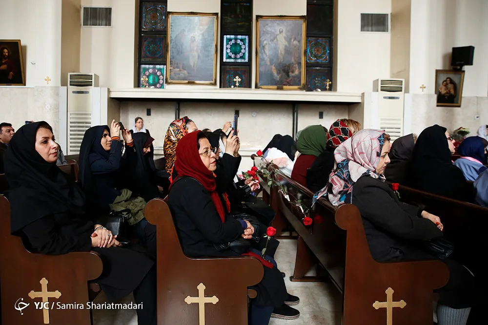 آیین بزرگداشت میلاد حضرت مسیح (ص) با عنوان «میقات ماه و صلیب»