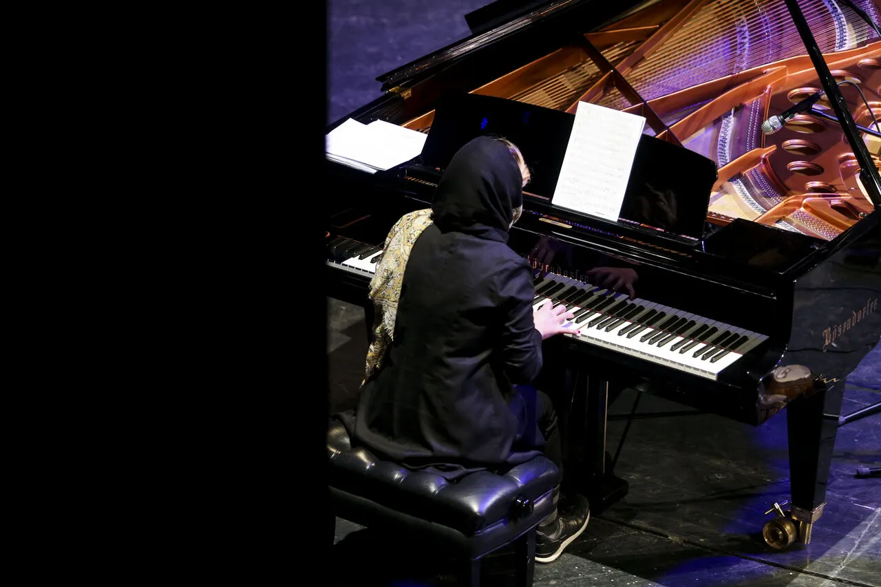 جشن نشان نوروز و نوروز فرهنگی با حضور معاون هنری وزارت ارشاد