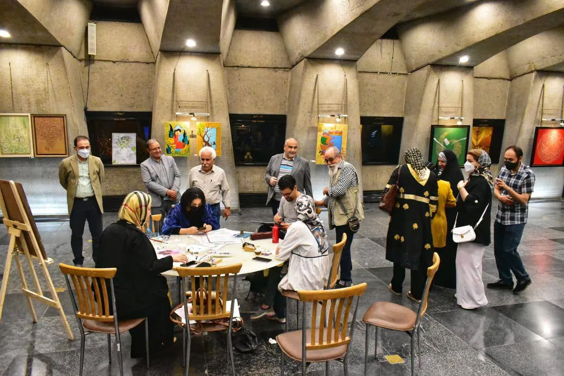 گردهمایی روز جهانی هنر با پیشکسوتان هنرمند در نمایشگاه ملی "تجسم آغاز"