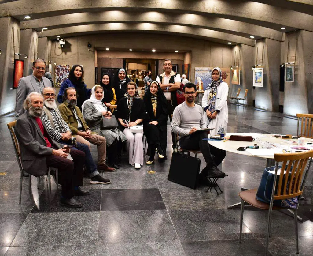 گردهمایی روز جهانی هنر با پیشکسوتان هنرمند در نمایشگاه ملی "تجسم آغاز"