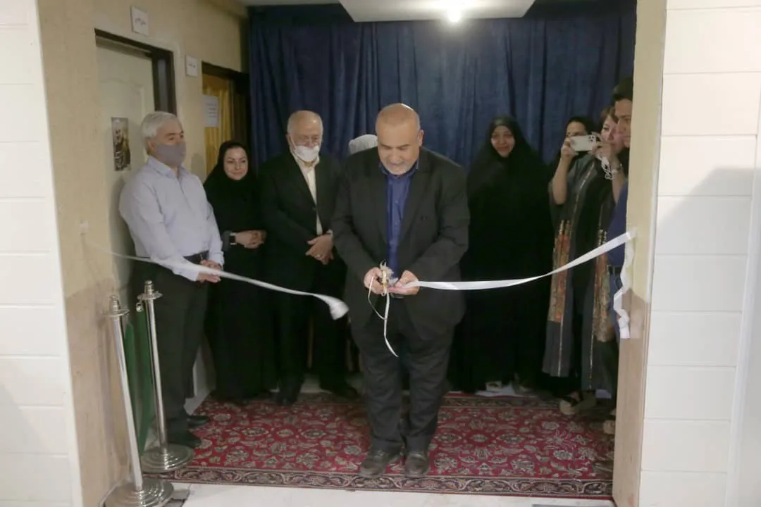 نمایشگاه ایثار در موزه شهدا