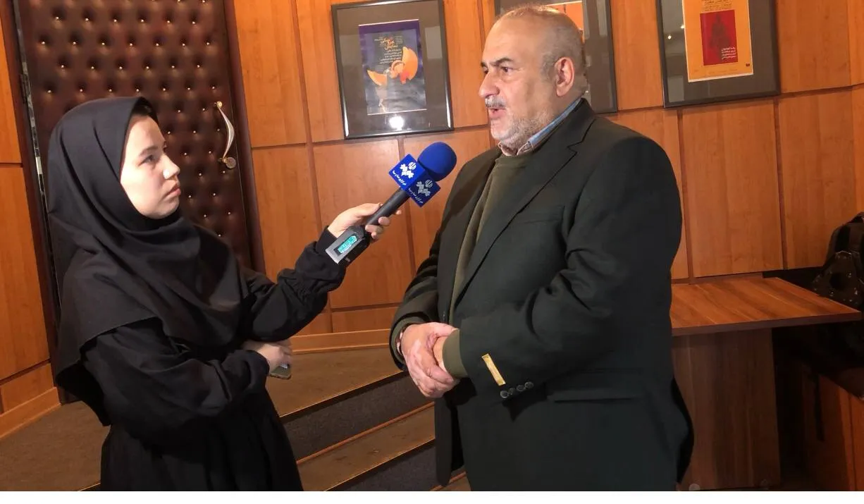 برگزاری سومین نمایشگاه گروهی تذهیب «دختران شهمامه»