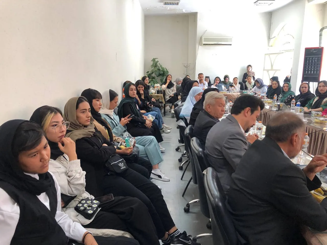 جلسه هماندیشی بانوان ورزشکار افغانستانی و کارگروه تخصصی تهران - کابل