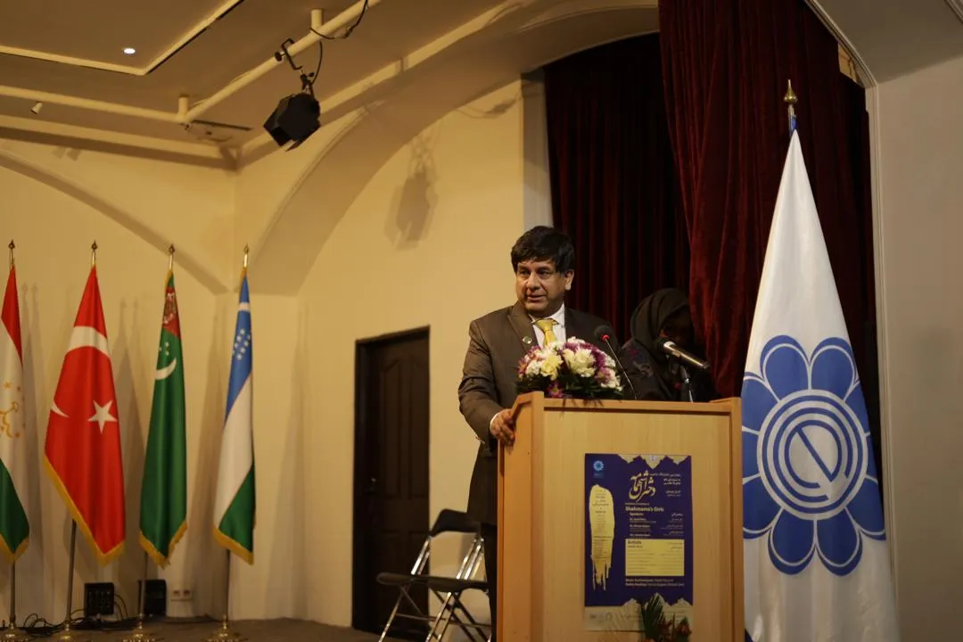 برگزاری نمایشگاه نقاشی و خط «دختران شهمامه» در مؤسسه اکو