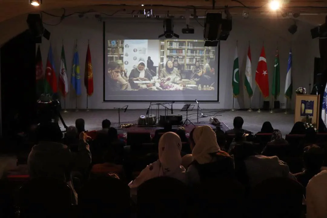 برگزاری نمایشگاه نقاشی و خط «دختران شهمامه» در مؤسسه اکو